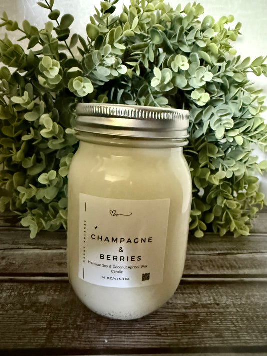 16 oz Champagne & Berries soy coconut apricot wax candle