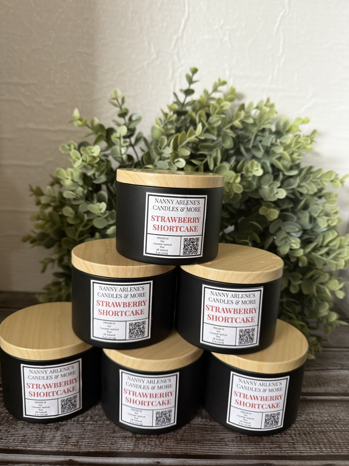 8 oz Strawberry Shortcake coconut apricot soy wax candle